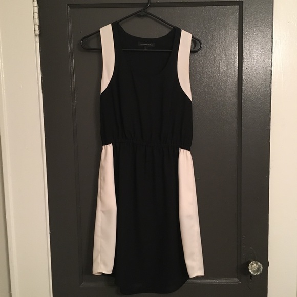 Banana Republic Dresses & Skirts - Banana Republic black and white racer back dress